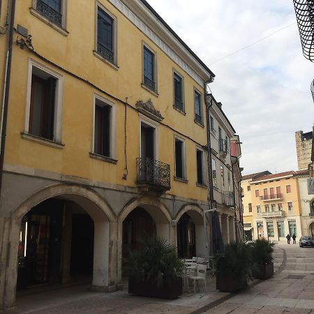 لونيغو B&B Via Garibaldi المظهر الخارجي الصورة