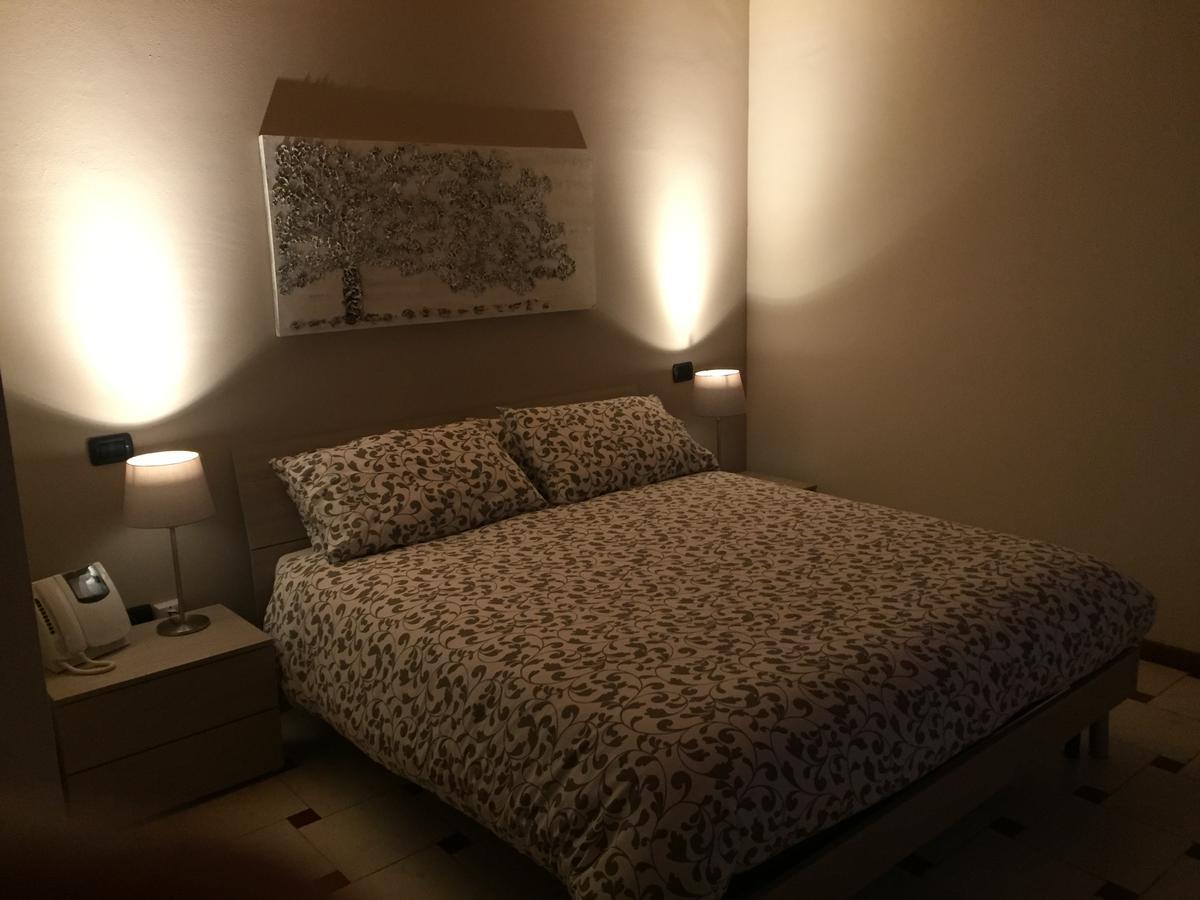 لونيغو B&B Via Garibaldi المظهر الخارجي الصورة