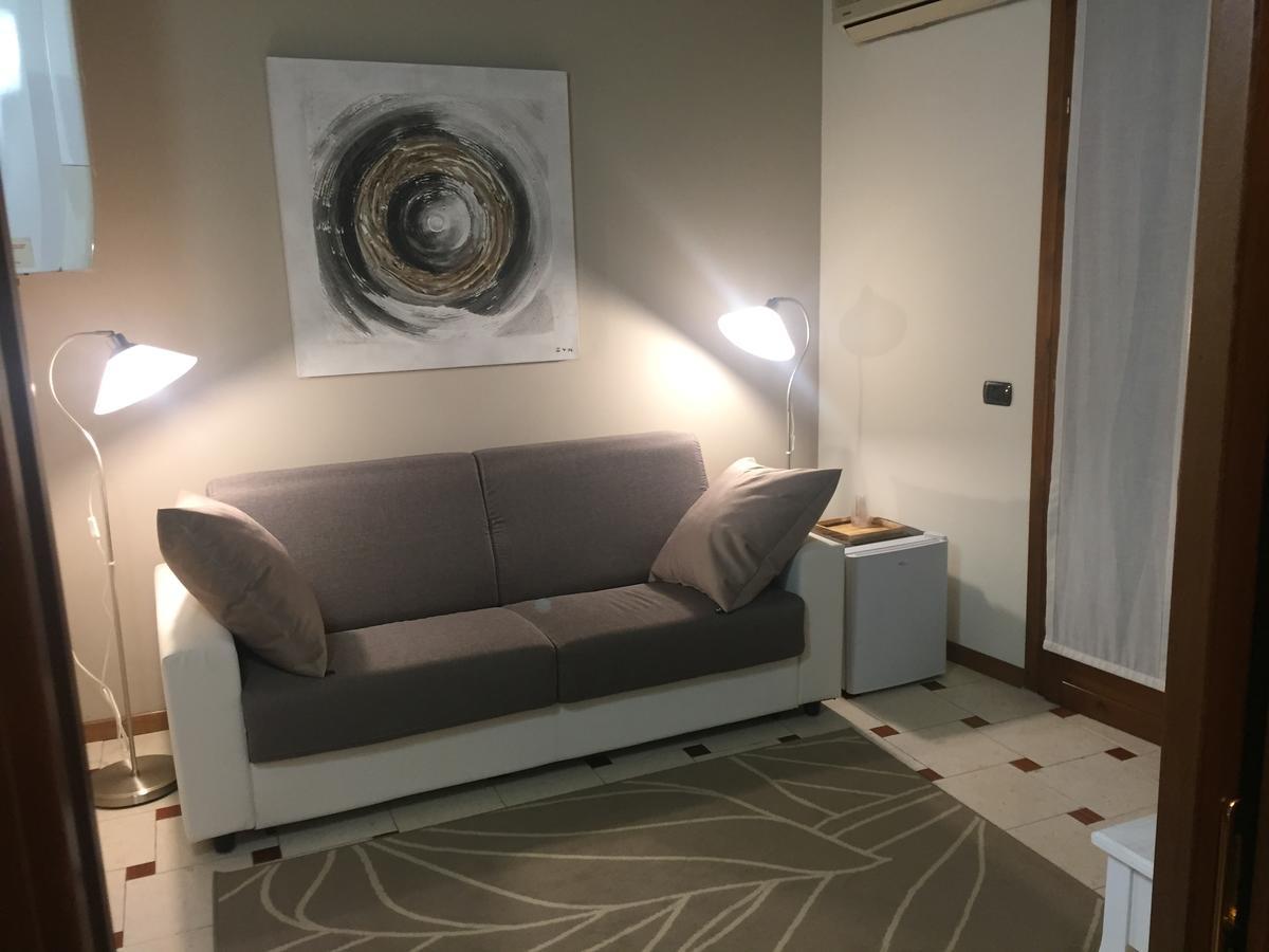 لونيغو B&B Via Garibaldi المظهر الخارجي الصورة