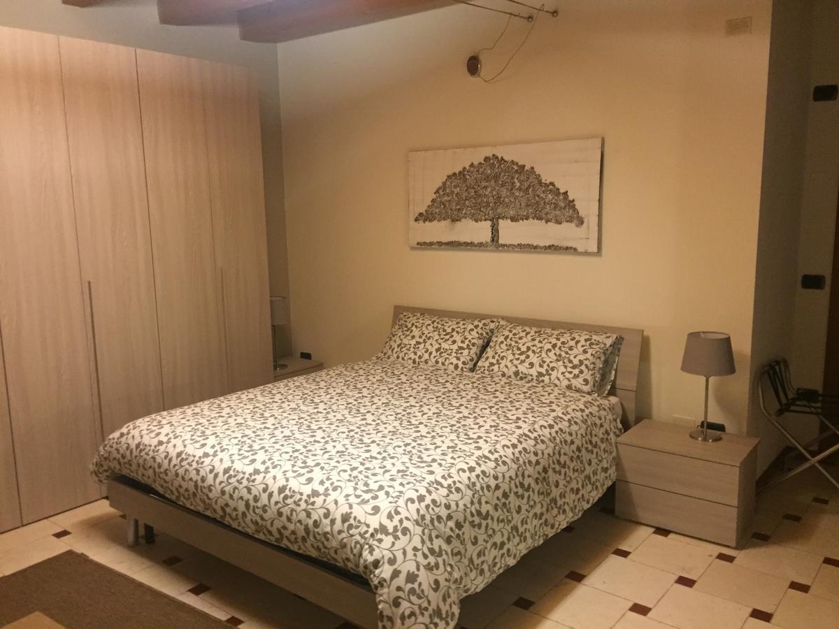 لونيغو B&B Via Garibaldi المظهر الخارجي الصورة